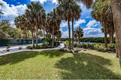 102 Trouve Lane, Ruskin, FL 33570 - Photo 30