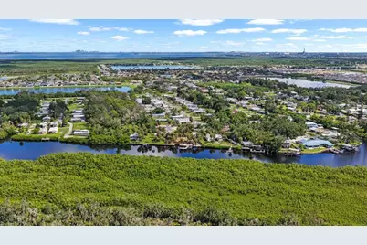 102 Trouve Lane, Ruskin, FL 33570 - Photo 24
