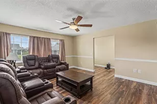 1638 Yeomans Path, Lakeland, FL 33809 - Photo 4