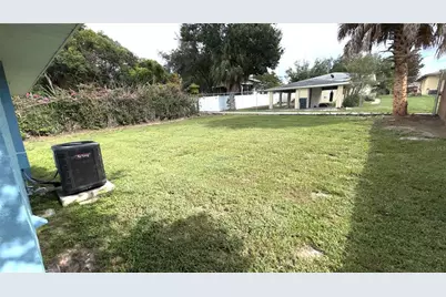 215 E Hibiscus Drive, Lakeland, FL 33803 - Photo 12