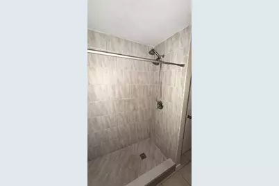 215 E Hibiscus Drive, Lakeland, FL 33803 - Photo 10