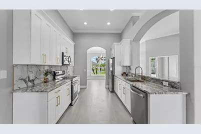 274 Ruby Lake Lane, Winter Haven, FL 33884 - Photo 4