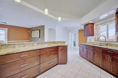 858 Mendoza Drive, Kissimmee, FL 34758 - Photo 12