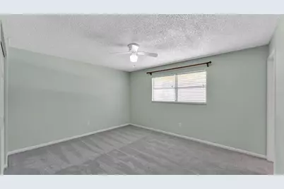 6520 Newman Circle E, Lakeland, FL 33811 - Photo 16