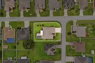 7384 Huntington Summit Blvd, Lakeland, FL 33810 - Photo 58