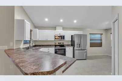 3425 Stoneway Drive, Lakeland, FL 33812 - Photo 10