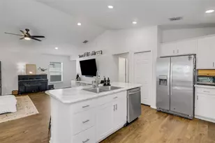 6497 Polly Ln, Lakeland, FL 33813 - Photo 10