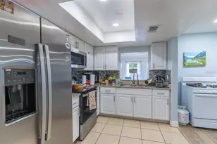 2743 Grandola Dr, Orlando, FL 32811 - Photo 12