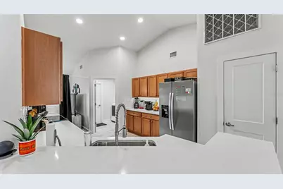 2000 Country Manor Street, Bartow, FL 33830 - Photo 10