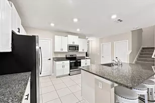 1736 Red Loop, Lakeland, FL 33801 - Photo 16