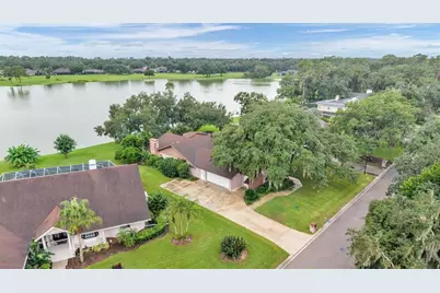 2871 Hammock Drive, Plant City, FL 33566 - Photo 2