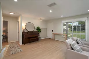 101 Sandburg Ln, Winter Haven, FL 33884 - Photo 4