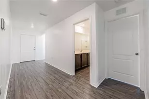2021 Amber Sweet Cir, Dundee, FL 33838 - Photo 6