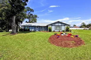 5810 Crest Ln, Lakeland, FL 33812 - Photo 2