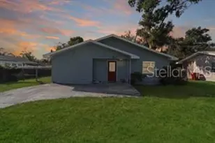 903 N Park Rd, Plant City, FL 33563 - Photo 1