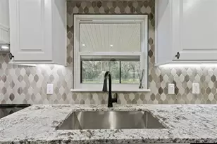 3415 Imperial Ln, Lakeland, FL 33812 - Photo 10