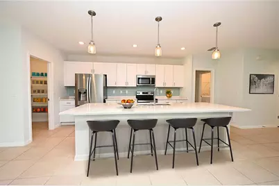 2028 Rosewood Circle, Lakeland, FL 33810 - Photo 4