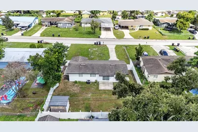 1805 Elk Drive, Lakeland, FL 33801 - Photo 30