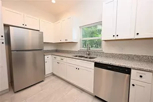 1013 N Brunnell Pkwy, Lakeland, FL 33805 - Photo 4