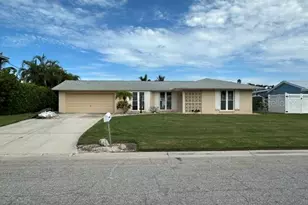 524 68th St, Holmes Beach, FL 34217 - Photo 1
