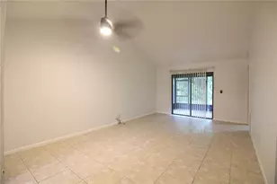 928 Winnie Ln, Lakeland, FL 33813 - Photo 4