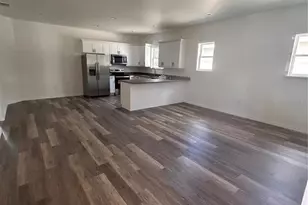 1326 W Patterson St, Lakeland, FL 33815 - Photo 2
