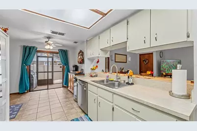 6352 Butternut Drive, Lakeland, FL 33813 - Photo 12