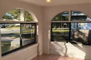 325 W Palm Dr, Lakeland, FL 33803 - Photo 6