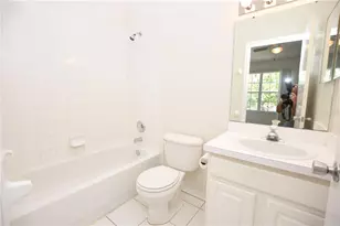 2308 Lake Woodberry Cir, Brandon, FL 33510 - Photo 20