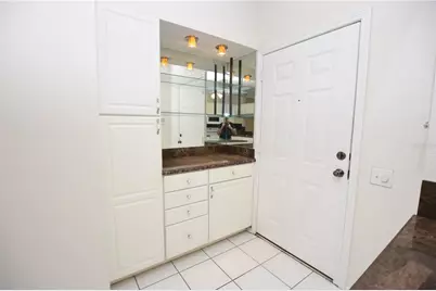 2308 Lake Woodberry Circle, Brandon, FL 33510 - Photo 4