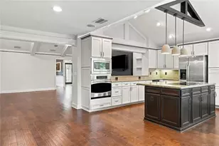 828 Brookwood Dr, Lakeland, FL 33813 - Photo 12
