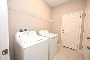5507 Freesia Dr, Lakeland, FL 33811 - Photo 30