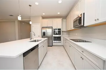 5507 Freesia Drive, Lakeland, FL 33811 - Photo 4