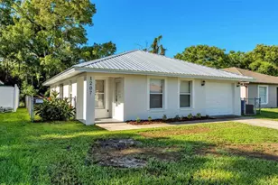 1207 NE 6th St, Mulberry, FL 33860 - Photo 4