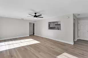 1207 NE 6th St, Mulberry, FL 33860 - Photo 6