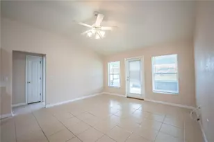 6852 Shadow Cast Ln, Lakeland, FL 33813 - Photo 12