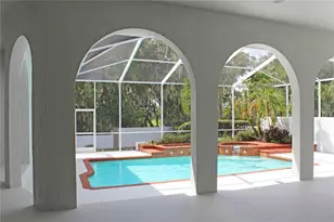 850 Hanover Wy, Lakeland, FL 33813 - Photo 2