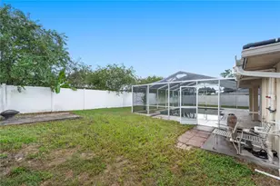 7512 Floral Cir E, Lakeland, FL 33810 - Photo 24