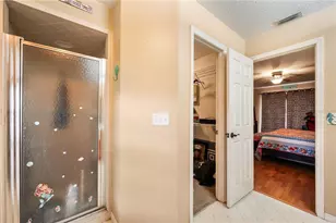 7512 Floral Cir E, Lakeland, FL 33810 - Photo 16