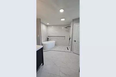 7704 Canterbury Circle, Lakeland, FL 33810 - Photo 14