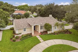 2084 High Vista Dr, Lakeland, FL 33813 - Photo 1