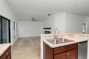 524 Central Rdg Ln, Frostproof, FL 33843 - Photo 8
