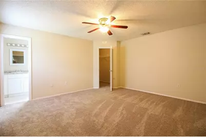 527 Emerald Cove Loop, Lakeland, FL 33813 - Photo 8