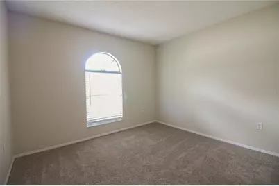 527 Emerald Cove Loop, Lakeland, FL 33813 - Photo 14