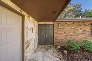 611 E Highland Dr, Lakeland, FL 33813 - Photo 10