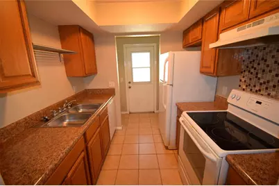 2237 Bordeau Court #2, Auburndale, FL 33823 - Photo 2