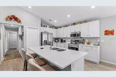 3304 Costello Circle, Winter Haven, FL 33884 - Photo 2
