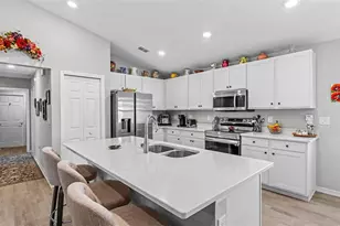 3304 Costello Cir, Winter Haven, FL 33884 - Photo 2