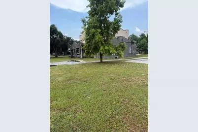 375 W Bay Avenue, Eagle Lake, FL 33839 - Photo 2