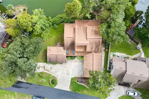 6033 Mountain Lake Dr, Lakeland, FL 33813 - Photo 2